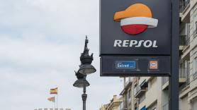 Repsol advierte que "están a la espera" del impuesto para decidir sobre las inversiones