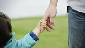 Cinco señales para reconocer a un hiperpadre y riesgos para los hijos