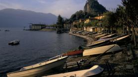 Ascienden a cuatro los muertos por el vuelco de un barco turístico en un lago en el norte de Italia