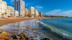 Idealista busca vender estos pisos de playa antes del verano por 45.000€