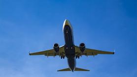 Horas 'atrapados' en un avión de Ryanair en Zaragoza