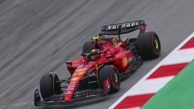 Sainz se luce en el día más aciago para Alonso, que saldrá octavo en el GP de España