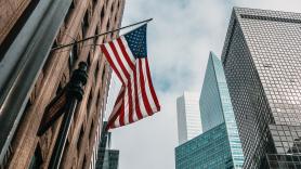 Tres factores que podrían empeorar la crisis bancaria de Estados Unidos