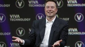 Elon Musk se ríe de Zelenski