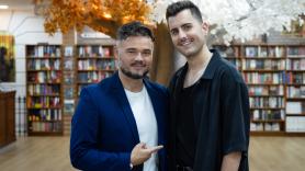 Nos vamos a comprar cómics con Gabriel Rufián: "Todo lo que sé de la vida es por Son Goku"