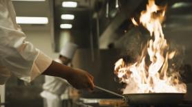 Un cocinero del que se burlaban en su trabajo en Australia cuenta cómo ha solucionado todo