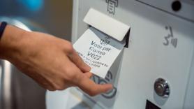 Cómo solicitar el voto por correo en las elecciones catalanas de 2024