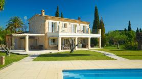 Idealista rompe el mercado de subastas con chalets con piscina desde 39.000 euros