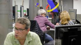 Los funcionarios cobrarán un 0,5% más, con efectos desde enero, tras la subida del IPC