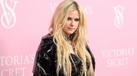Qué fue de Avril Lavigne: la cantante reaparece en el Tour de Victoria's Secret