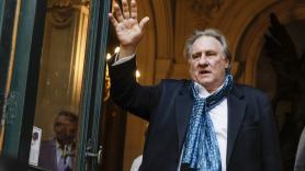 Gérard Depardieu niega las acusaciones de violación y dice que sufre un "linchamiento"