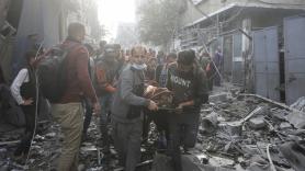 Israel deja al menos 240 muertos en 24 horas tras reanudar su ofensiva en Gaza después de la tregua