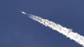 Estados Unidos confiesa haber lanzado un cohete en la órbita contraria