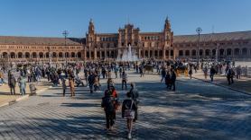 El Ayuntamiento de Sevilla plantea al Gobierno central cerrar la Plaza de España y cobrar una entrada a los turistas