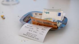 Facua avisa del 'ticket fake', el método de bares y restaurantes para cobrarte más sin enterarte