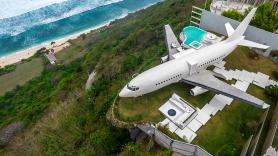 La increíble mansión fabricada con el esqueleto de un Boeing 737