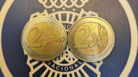 La Policía reta a los ciudadanos a decir cuál de estas monedas es falsa: muchísimos han fallado