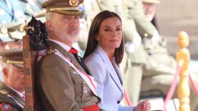 La Policía tiene que borrar una imagen de Felipe VI y Letizia al no darse cuenta de un detalle