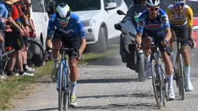 Pelayo Sánchez logra la primera etapa española en el Giro de Italia cinco años después
