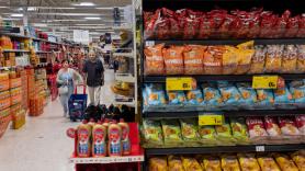 El director de un supermercado revela el truco para que compres el producto menos deseado en las estanterías
