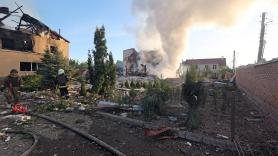 Rusia aumenta su ofensiva en Járkov durante las últimas horas y lanza más de 120 bombardeos en el frente