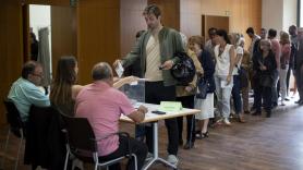 La participación en las elecciones catalanas a las 13.00 horas supera en más de cuatro puntos a la de 2021