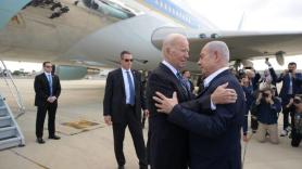 Biden considera "escandalosa" la petición de orden de arresto contra Netanyahu
