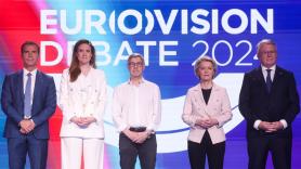 Von der Leyen evita confirmar si pactará con la extrema derecha en el debate de candidatos a la Comisión Europea