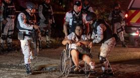 9 muertos y 50 heridos tras hundirse un escenario en un acto de campaña en México