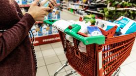 Expertos advierten sobre la trampa de los supermercados con sus tarjetas de fidelización