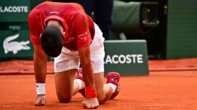 Novak Djokovic se retira de Roland Garros por lesión y no jugará los cuartos