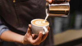 Un neurólogo recomienda añadir esto a tu café matutino: tu cerebro te lo agradecerá toda la vida
