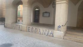 Un hombre pendiente de juicio en Mallorca por una pintada de 'Puta Espanya' pide acogerse a la amnistía