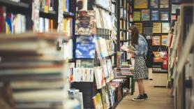 Pide a España "aprender un poquito" tras ver el precio de los libros en Reino Unido y forma un intenso debate