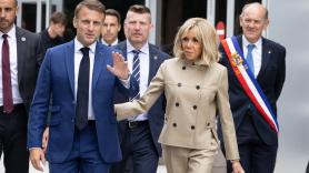 Macron demanda a una 'influencer' ultraderechista por difundir rumores sobre que la primera dama es trans