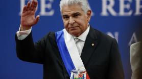 Mulino asume los cinco años de presidencia de Panamá con la promesa de la austeridad