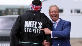 La ultraderecha entra en la Cámara de los Comunes: Nigel Farage, diputado al octavo intento