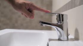 Sube su factura del agua en Barcelona y solo la puede definir con una palabra: "Atraco"