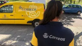 Para una empleada de Correos "es importante" que todos los vecinos entiendan esto