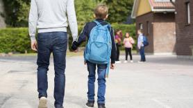 Un controvertido psiquiatra no se muerde la lengua: "Los padres de hoy son los peores de toda la historia"