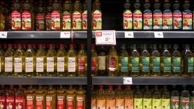 El supermercado que no para de abrir tiendas decide tirar el precio del mejor aceite de oliva