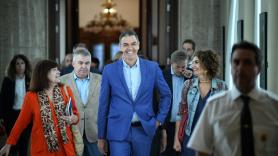 Sánchez eliminará el delito de ofensas religiosas pero aún discute con Sumar sobre el de injurias al rey