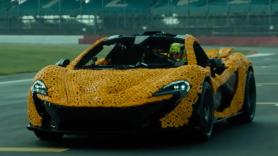 El increíble vídeo de un McLaren creado con 342.000 piezas de LEGO