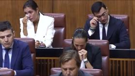 El emocionante momento en el Parlamento andaluz tras el fallecimiento de una diputada del PP