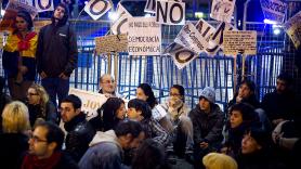 La letra pequeña de la nueva ley mordaza: menos multa por tenencia de drogas y el exhibicionismo no será una infracción