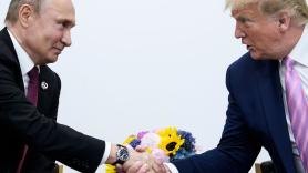 Trump habría enviado en secreto test de coronavirus a Putin en 2020