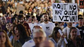 Una manifestación toma las calles de Valencia y exige topar los precios de alquiler