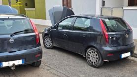 Un mecánico jubilado clona su coche para tener dos vehículos y pagar un solo seguro