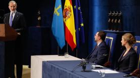 Felipe VI cede el protagonismo a Leonor y llama a "instituciones y ciudadanos" a "luchar por la dignidad de la persona"