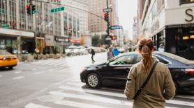 Los turistas españoles quedan avisados si van a Nueva York: cruzar la calle de forma imprudente se legaliza